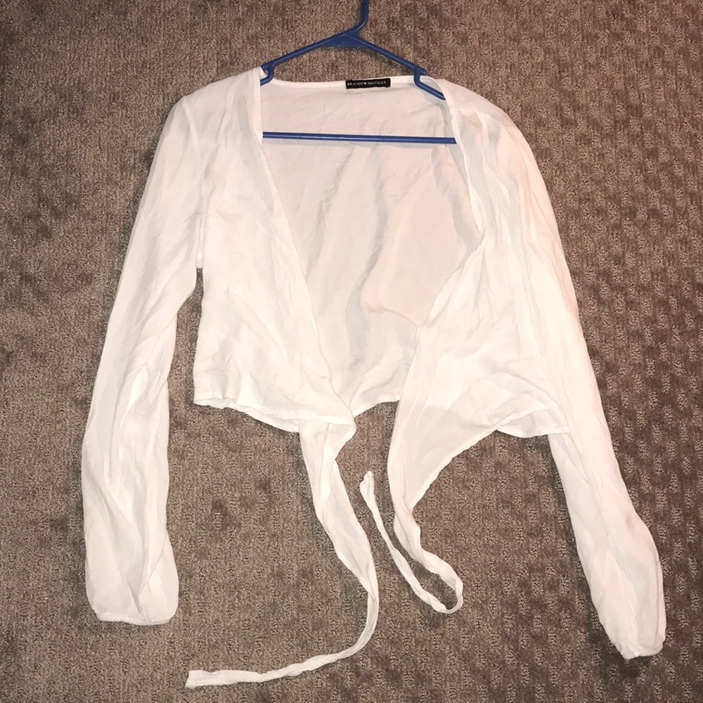 Brandy Melville tie front cropped long sleeve top